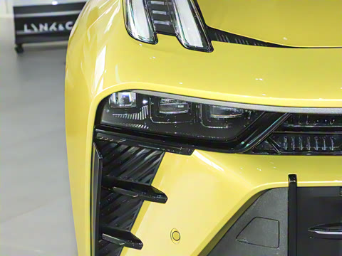 2025�� 03+ 2.0TD �Զ�Ԧ���