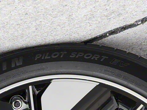 2025�� 210Ultra���Ȱ� 5��