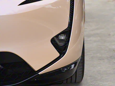 2025�� Max �����