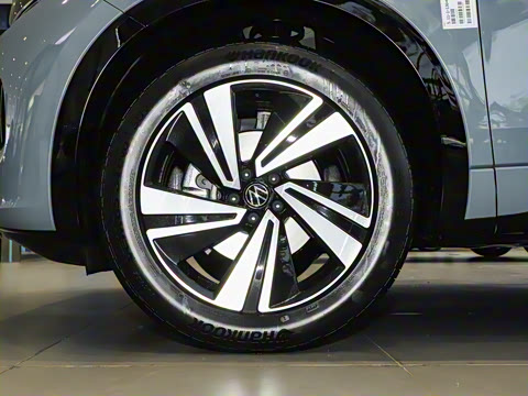 2024�� �Ŀ� 380TSI ����R-LineѲ�� ������