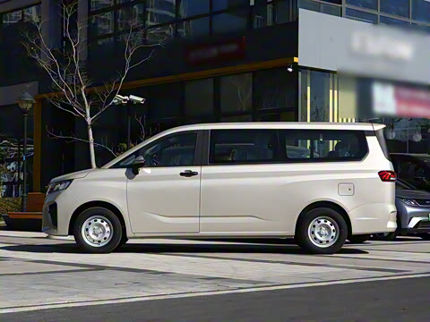 2025�� 1.6L ���������� 7��