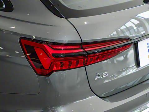 2025�� allroad quattro ̽���� 55 TFSI ����ԽҰ��