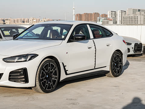 2024�� 430i Gran Coupe M�˶���ҹ��װ