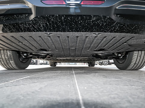 2025�� EV ����׿Խ������