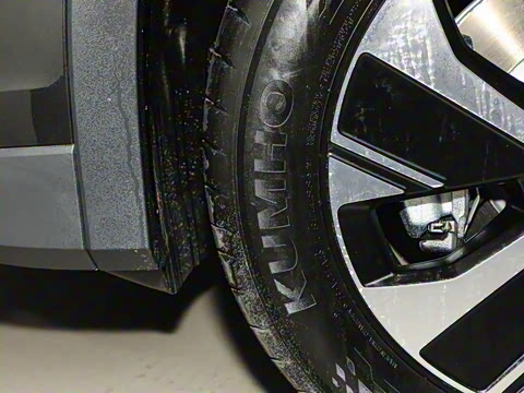 2025�� ̽��L 330TSI ������Ӣ