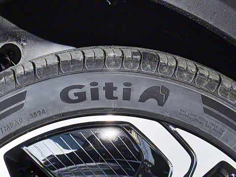 2024�� 1.5L PHEV 115KM ̩����