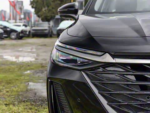 2025�� 2.0T �Զ���+