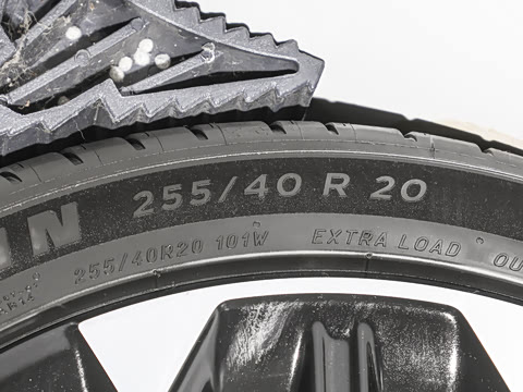 2025�� �����Ǽݰ� 75kWh