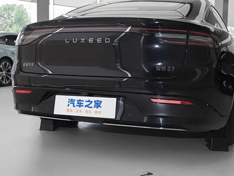 2025�� 855km Max