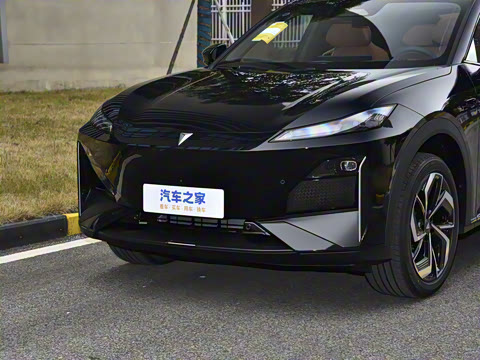 2025�� 628Max ��ΪǬ���Ǽ�ADS SE�����