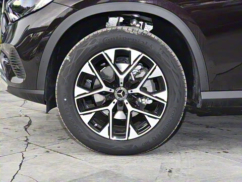 2025�� GLC 260 L 4MATIC ������