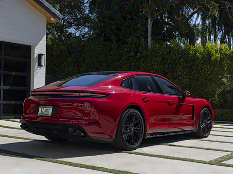 2024�� Panamera GTS 4.0T