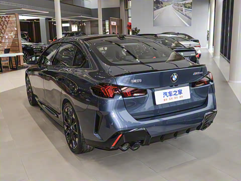 2025�� M235L