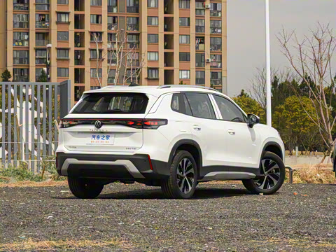 2025�� ̽��L 330TSI ������Ӣ