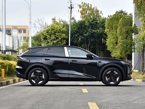 2025�� 520Max ��ΪǬ���Ǽ�ADS SE�����