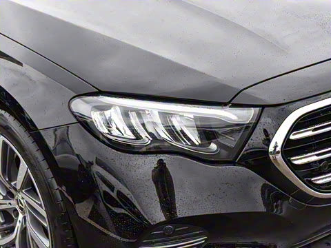 2025�� �Ŀ� E 300 L ʱ����