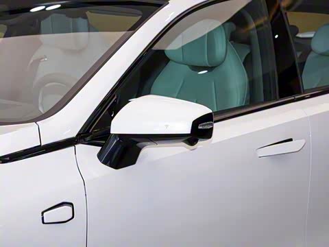 2025�� 300Ultra  �����Ǽ�AD PRO���̰�