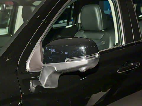 2025�� 2.0T�Զ�������Ӣ�� ����