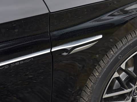 2025�� EV �Ǽݰ� 701KM������