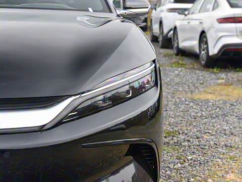 2025�� EV �Ǽݰ� 701KM������