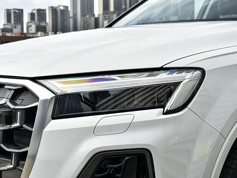 2025�� 55 TFSI quattro S line�˶���