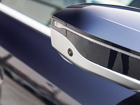 2025�� xDrive30L ������ M�˶���װ