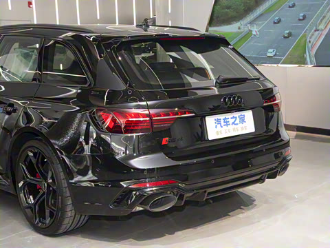 2024��  RS4 Avant �����