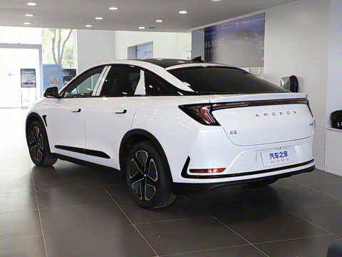 2025�� 735MAX 160kW