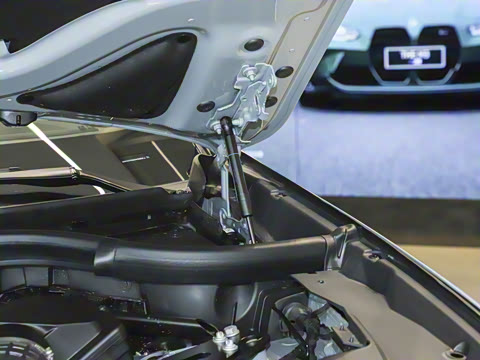 2024�� X6 M ������