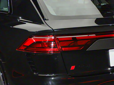 2025�� RS Q8 4.0T 45��������