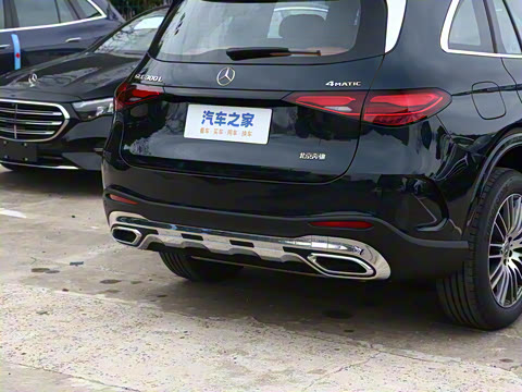 2024�� GLC 300 L 4MATIC ������ 7��