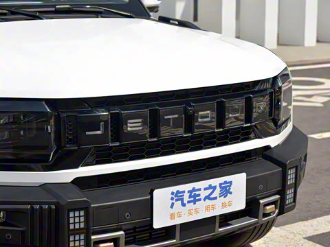 2025�� 2.0TD XWD �Զ�����+�ӳ��� 7��