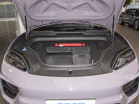 2024�� Macan ��������