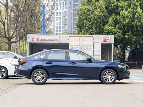 2025�� 240TURBO CVT ��ȤPlus