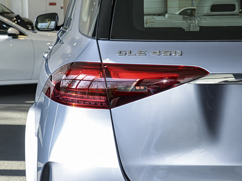 2025�� GLE 450 4MATIC ������