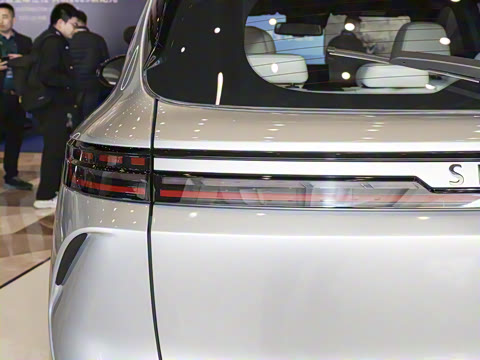 2025�� ������