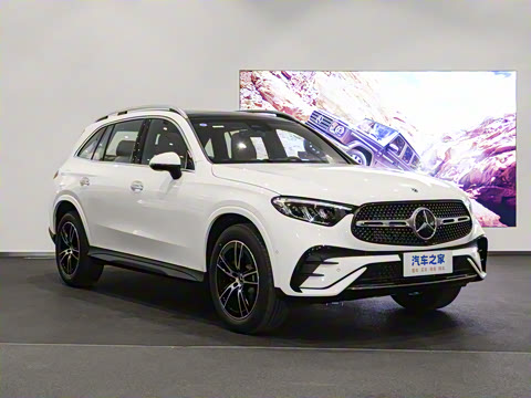 2025�� �Ŀ� GLC 260 L 4MATIC ������