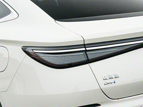 2025�� �Ǽݰ� DM-i 1.5L 125km ������