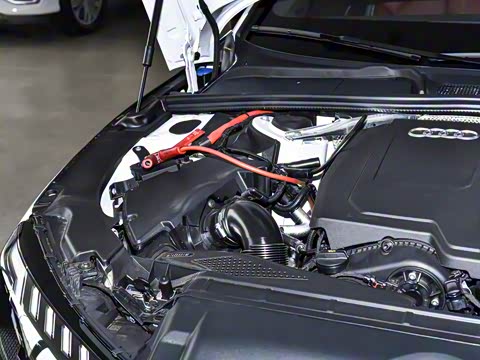 2025�� 200���������� 40 TFSI ���������� B&O ��ҹ��