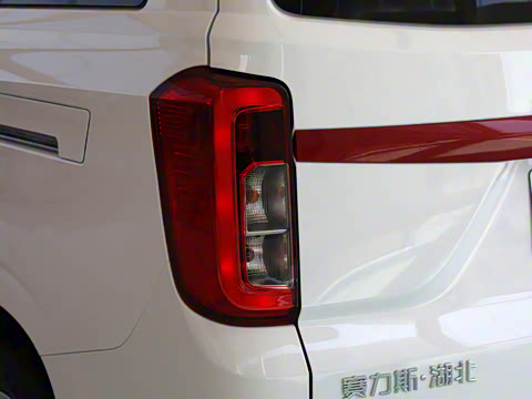 2025�� 1.5L �����Ϳͳ�(������)7��