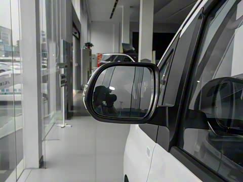 2023�� PLUS 1.8L 9�����˰�CNG