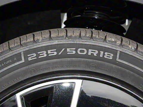 2025�� 560PRO 185kW