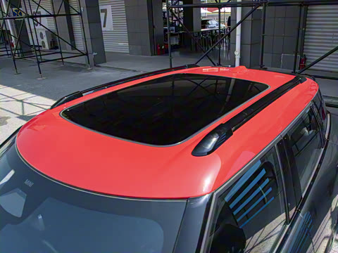 2025�� JOHN COOPER WORKS