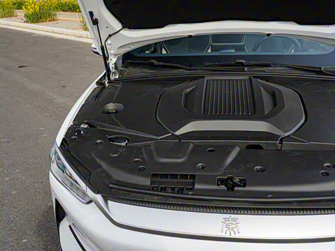 2025�� EV 510KM ���а�