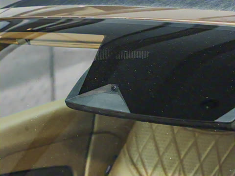 2025�� 4.0T V8 Volante