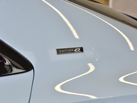 2024�� V8 Edition 8