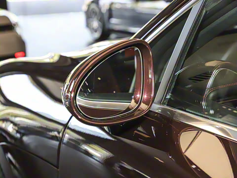 2025�� Macan 2.0T ���ΰ�