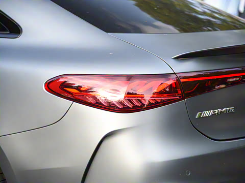 2023�� AMG EQS 53 4MATIC+