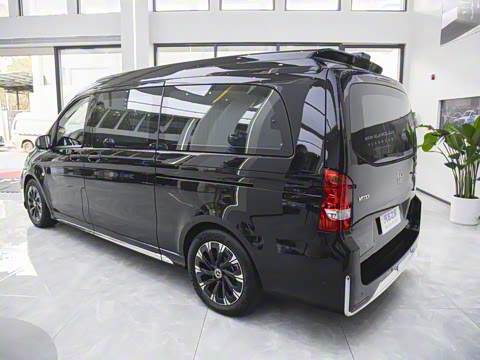 2025�� 2.0T ��; 7��