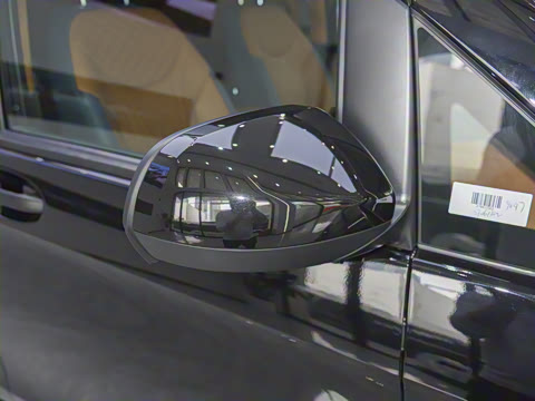 2025�� 2.0T ��; 7��